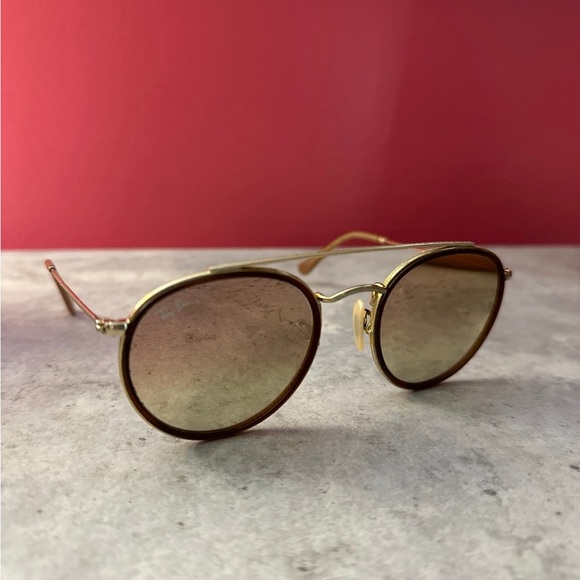 Ray-Ban sunglasses - Picture 2 of 10